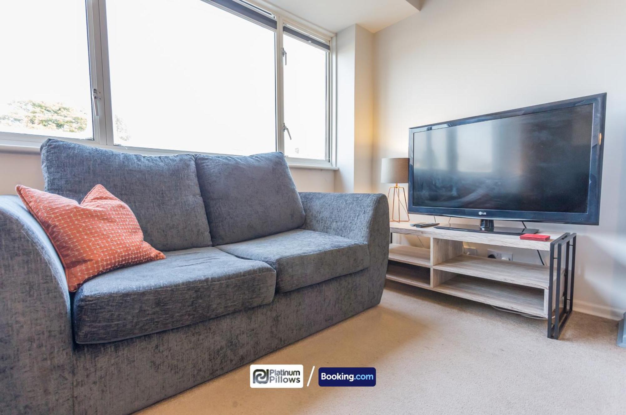 Spacious 2Br Apt In Oxford, Long Stay Savings, Near Hospitals & Universities Exterior photo
