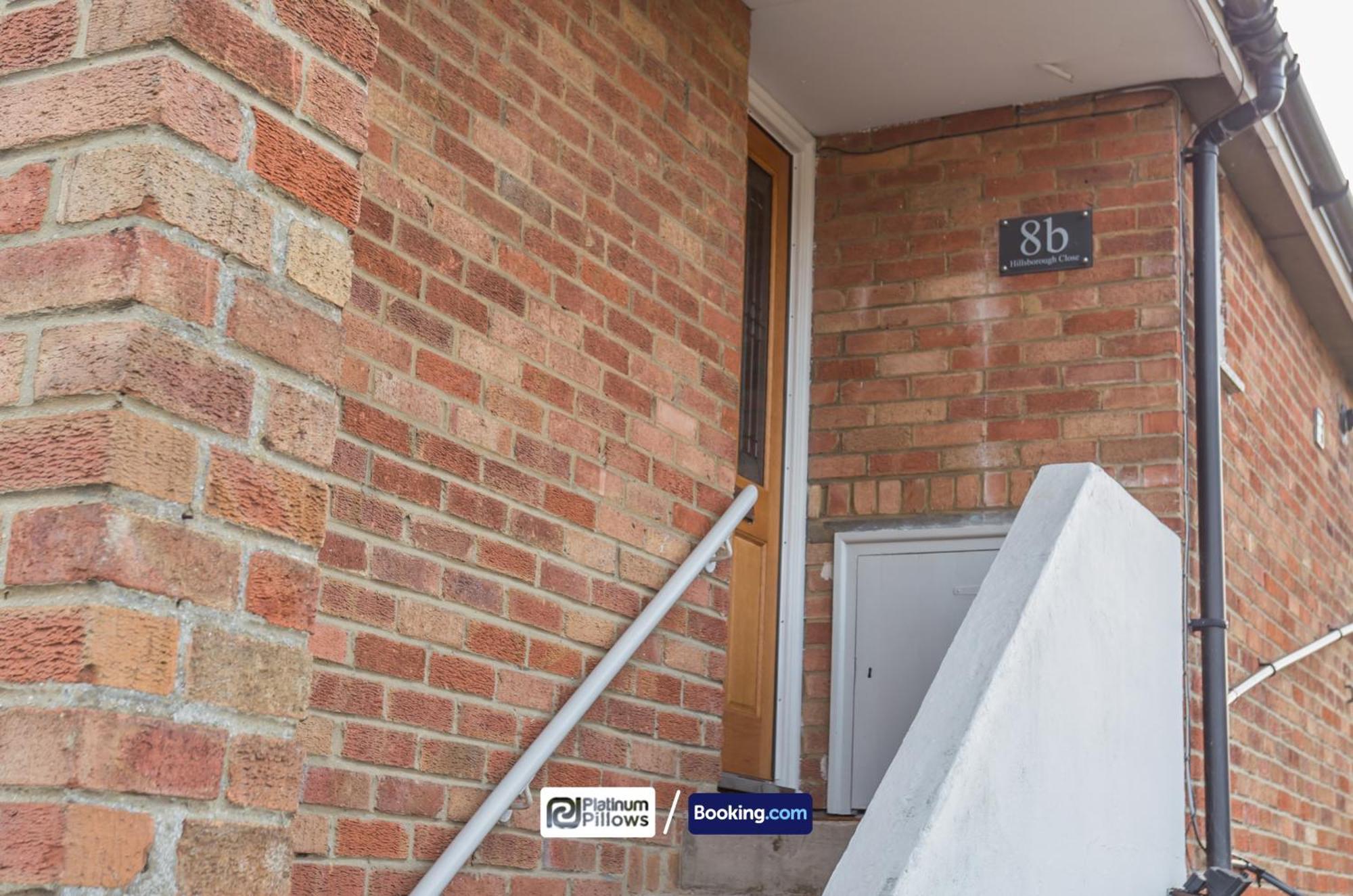 Spacious 2Br Apt In Oxford, Long Stay Savings, Near Hospitals & Universities Exterior photo